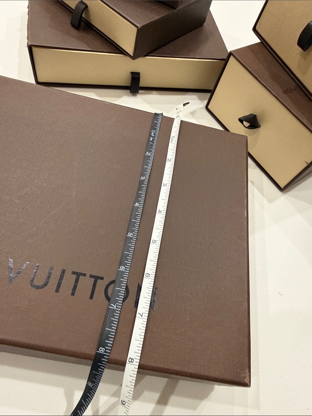 Vintage Louis Vuitton Brown Medium Box - Authentic - Picture 4 of 6